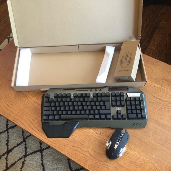 RGB wireless keyboard & mouse - Picture 1 of 8